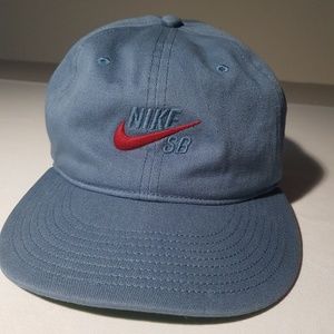 Nike SB Vintage Blue Red Snap Back Hat One Size